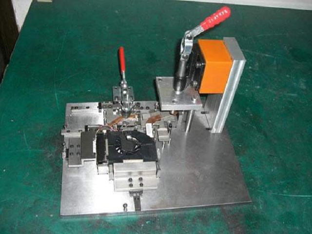 产品组装治具的生产制作--鸿沃治具(图2) 鸿沃产品组装治具制作流程