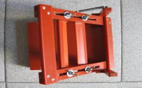 工装夹具系列之电木分板治具--鸿沃治具(图3) 工装夹具系列之电木分板治具--鸿沃治具(图3)